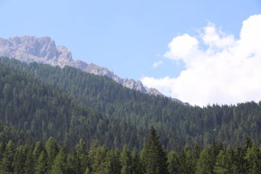 Yazın ünlü Dolomites dağlarının manzarası, Brenta Grubu 'nun Dolomitleri, İtalya