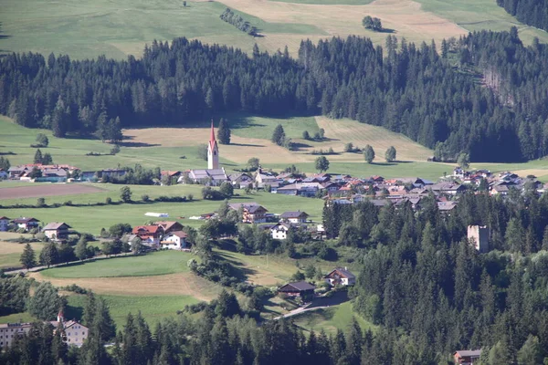 Luftaufnahme Einer Kleinen Stadt Den Alpen Italien — Stockfoto