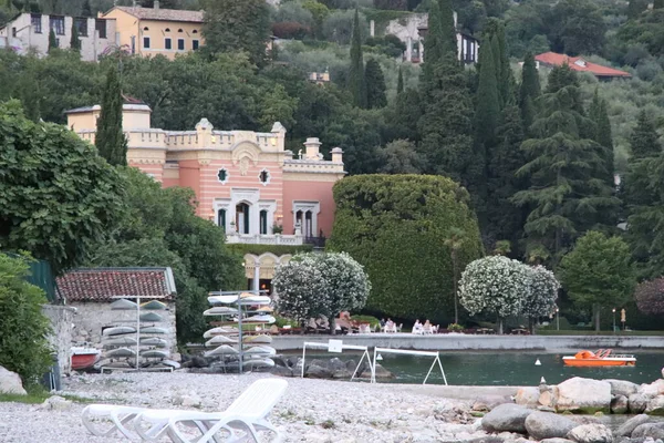 Paysage Sur Lac Garde Italie Avec Villa Historique — Photo