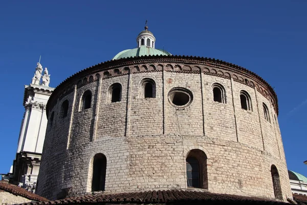 Vue Sur Ancienne Nouvelle Cathédrale Brescia Dans Nord Italie — Photo