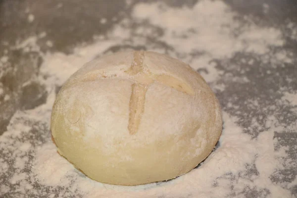 Zubereitung Von Teig Zum Backen Von Brot Und Mehl Stockfoto