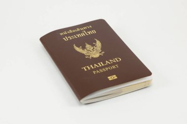 beyaz zemin üzerine Tayland pasaportu