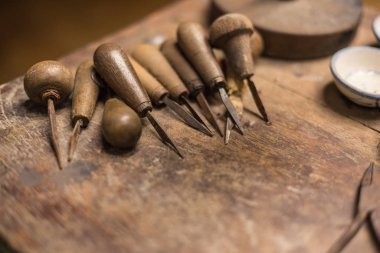 Eski oyma araçları