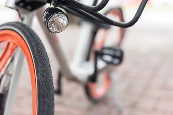 Selective focus of Bicycles parking on the sidewalk — Stock Photo, Image