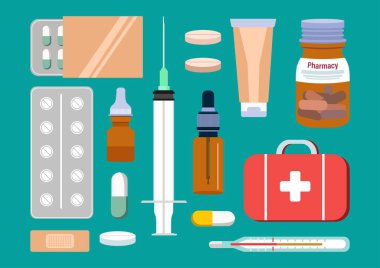 Bir takım izole ilaçlar. Düz vektör çizimi izole edildi. İlaç seti. İlaç gibi ikonlar içeriyor. İlk yardım kiti. Haplı şişeler..