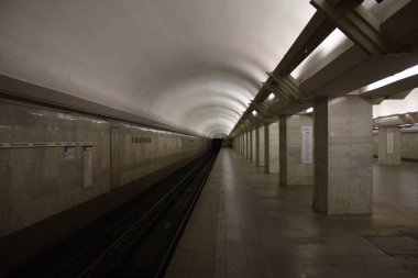 Moskova Metropolitain, Serpukhovsko timiryazevskaya hattı, Polyanka istasyonu, 1986 yılında açıldı.