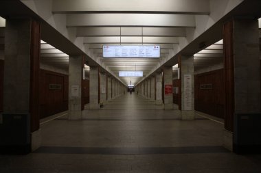 Moskova metropolü, Kaluzhsko rizhskaya hattı, Tyoply stan istasyonu, 1987.11.2019 'da açıldı.