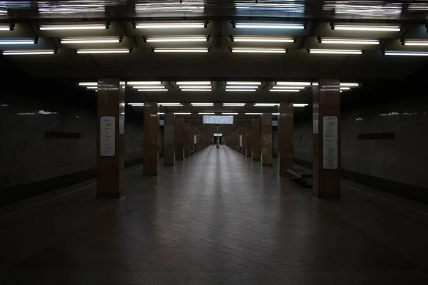 モスクワ大都市圏 リュブリンスカヤ線 ペチャトニキ駅 1995年 2020年にオープン — ストック写真