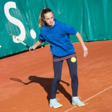 Tenis Okulu Açık