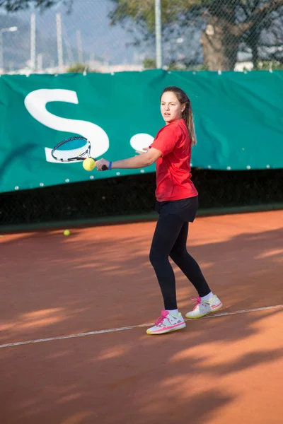 Scuola di tennis all'aperto — Foto Stock