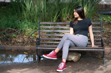 Mujer en el parque