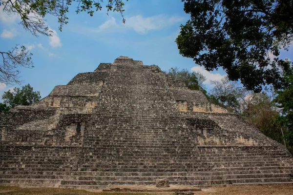 Τεράστια Δομή Maya Πυραμίδα Της Becan Μεξικό — Φωτογραφία Αρχείου