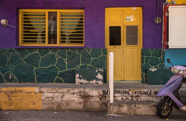 Mexikói Színes Ház Homlokzat Isla Mujeres — Stock Fotó