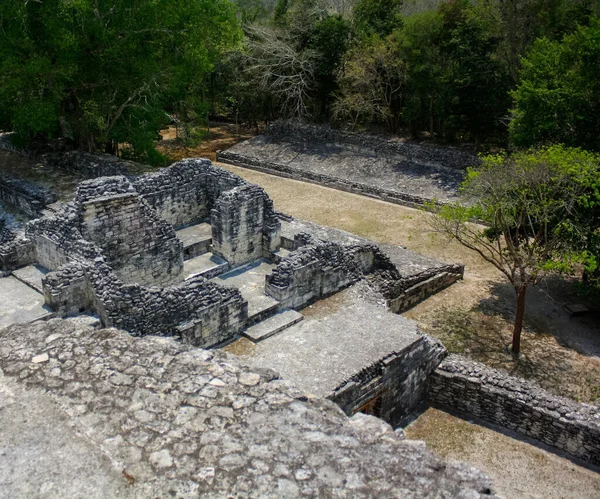 Meksika Daki Becan Harabelerinde Maya Piramidi Yapısı — Stok fotoğraf