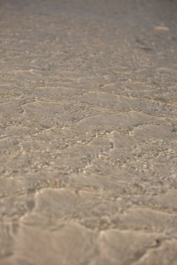 Temiz suda güzel şekiller / dalgalar deseni