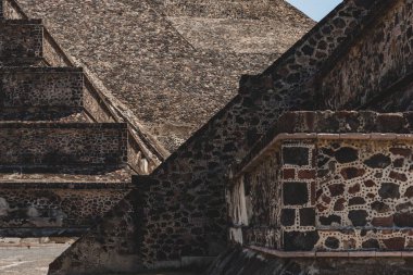 Teotihuacan Piramidi Meksika arkeolojik kalıntıları