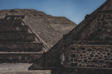 Teotihuacan Piramidi Meksika arkeolojik kalıntıları