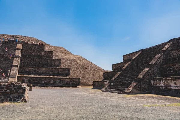 メキシコのTeotihuacan遺跡 最も建築的に重要なメソアメリカのピラミッドの多くのサイト ユネスコ世界遺産 — ストック写真