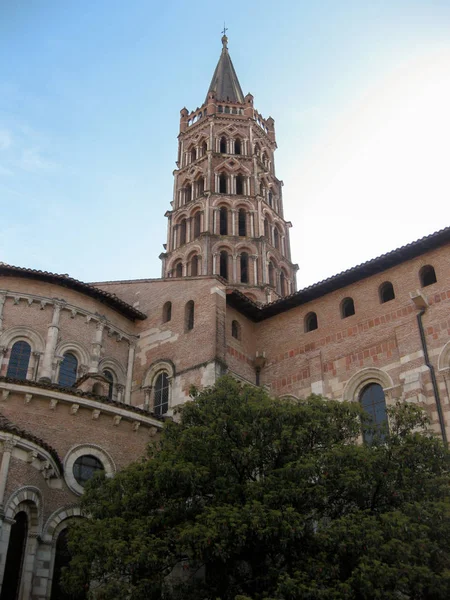 프랑스어 Basilica Saint Sernin 프랑스 툴루즈에 성당으로 수도원 Abbey Saint — 스톡 사진