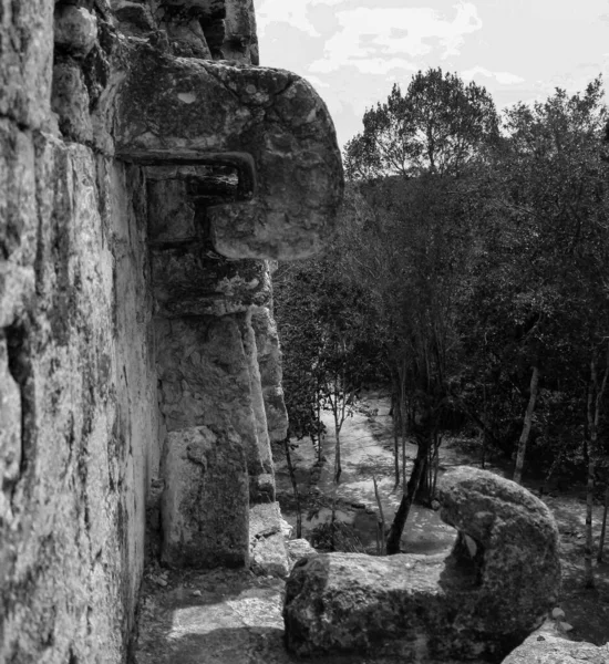 Estilo Arquitetônico Ruínas Mayas Rio Bec Sítio Arqueológico Chicanna Campeche — Fotografia de Stock