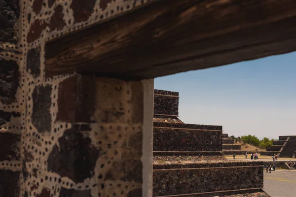 Zbliżenie Meksykańskiej Piramidy Stanowisko Archeologiczne Teotihuacan — Zdjęcie stockowe