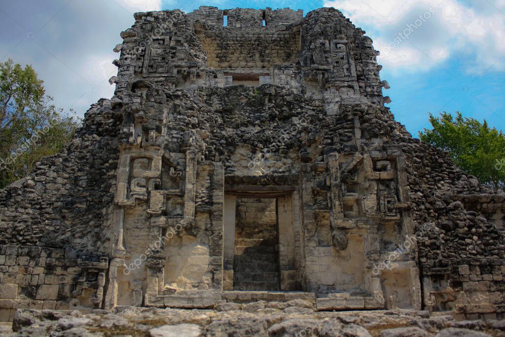“Río Bec estilo arquitectónico de ruinas mayas, sitio arqueológico