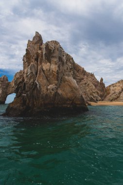 Los Cabos, Meksika - 2020 Şubat 'ı çoğu ziyaretçi için çölün denizle buluştuğu çevre, Pasifik Okyanusu ve Cortez Denizi üzerinde doğal taş oluşumları,