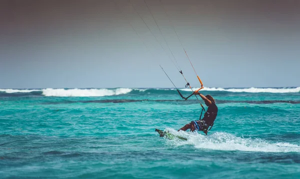 Man Practicing Kitesurfing Xpu Beach Mayan Riviera Mexico — Stock Photo, Image