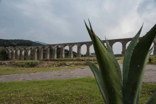 Hermosa Fotografía Gran Angular Los Arcos Acueducto Mexicano Xalpa Alcanza — Foto de Stock