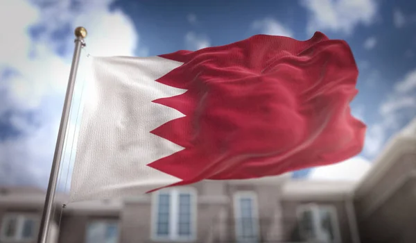 Bahrain Flag 3D Rendering på Blue Sky Building Baggrund - Stock-foto