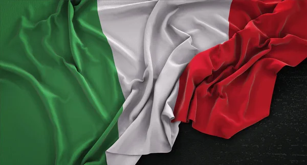 Italië vlag gerimpeld op donkere achtergrond 3d Render — Stockfoto