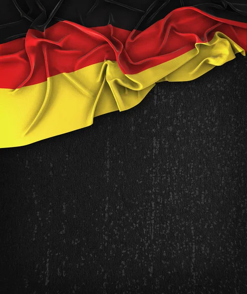 Allemagne drapeau vintage sur un tableau noir grunge avec espace pour — Photo