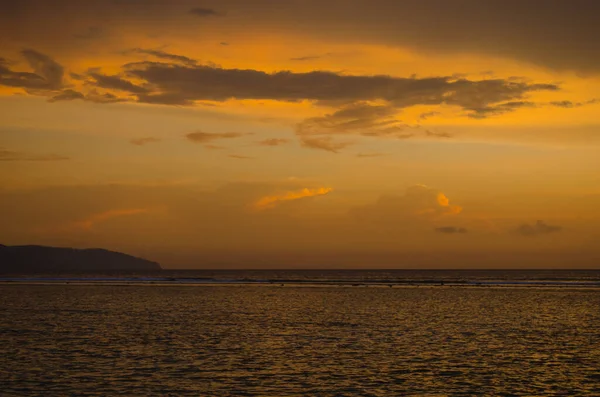Gili Trawangan. Endonezya 'da Günbatımı
