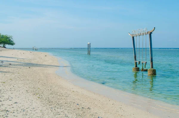 Swing on the beach — Stock Photo, Image