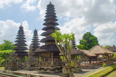 Taman ayun Tapınağı