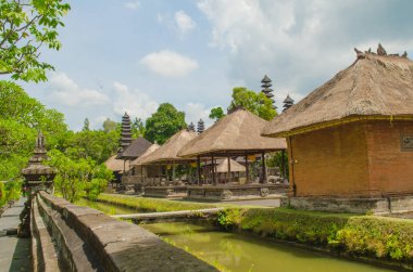 Taman ayun Tapınağı