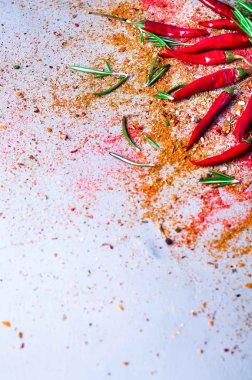 biber biberiye baharatlar ile