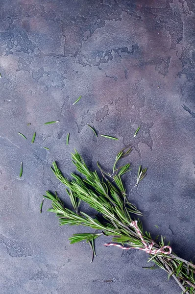 Demet taze yeşil biberiye