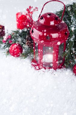 Christmas kırmızı fener