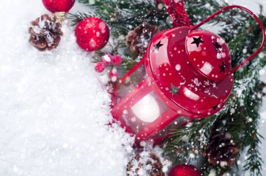 Christmas kırmızı fener