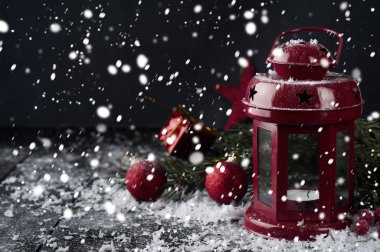 Christmas kırmızı fener