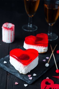 Sevgililer günü doğum günü pastası