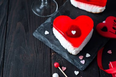 Sevgililer günü doğum günü pastası