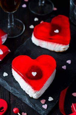 Sevgililer günü doğum günü pastası