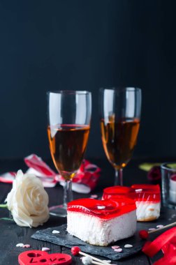 Sevgililer günü doğum günü pastası