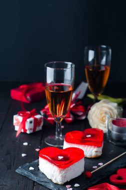 Sevgililer günü doğum günü pastası