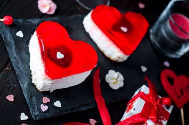 Sevgililer günü doğum günü pastası