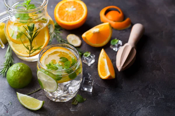 Citrus limonade met munt — Stockfoto