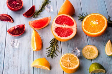 narenciye meyve dilimlenmiş