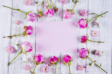 Çerçeve güzel pembe Gül